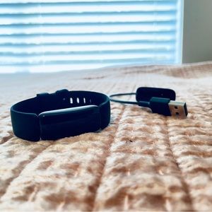 Fitbit Inspire 2 fitness tracker- like new